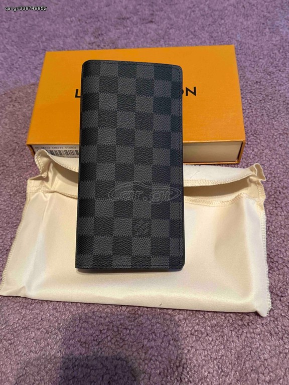 Louis Vuitton Man Wallet 