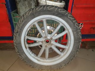 Piaggio Beverly 200 πίσω ρόδα