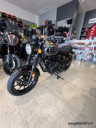 Royal Enfield HNTR 350 '23 ΕΤΟΙΜΟΠΑΡΑΔΟΤΟ