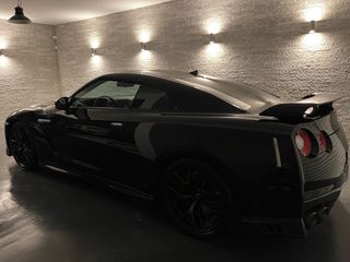Nissan GT-R 2017 Black edition/Racing Akrapovic-thumb-44