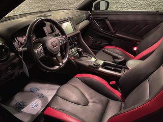Nissan GT-R 2017 Black edition/Racing Akrapovic-thumb-48