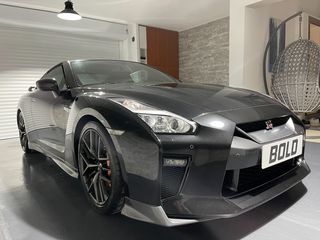 Nissan GT-R 2017 Black edition/Racing Akrapovic-thumb-26