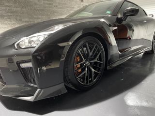 Nissan GT-R 2017 Black edition/Racing Akrapovic-thumb-31
