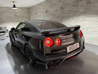 Nissan GT-R 2017 Black edition/Racing Akrapovic-thumb-22