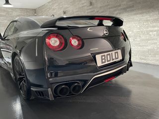 Nissan GT-R 2017 Black edition/Racing Akrapovic-thumb-6