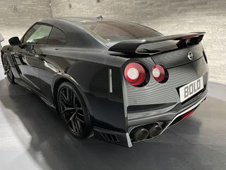 Nissan GT-R 2017 Black edition/Racing Akrapovic-thumb-9