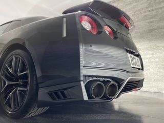 Nissan GT-R 2017 Black edition/Racing Akrapovic-thumb-13
