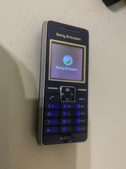 SONY ERICSSON K220i-thumb-2