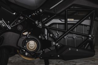 Zero DSR/X 2026 ZF 17.3 KWH-thumb-6