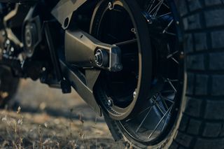 Zero DSR/X 2025 Black Forest ZF 17.3 KWH-thumb-11