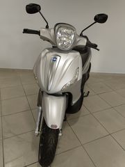 Piaggio Beverly 300i 2018 ABS-thumb-9