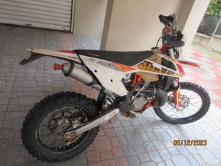 KTM 300 EXC 2017 SIX DAYS-thumb-1