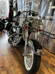 Harley Davidson XL 883 Sportster Custom 2010-thumb-3