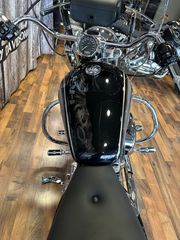 Harley Davidson XL 883 Sportster Custom 2010-thumb-9