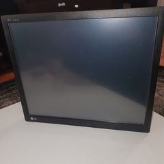 LG 17'' Touch Screen Monitor with HD Resolution