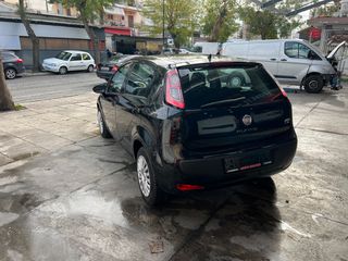 Fiat Punto Evo 2010-thumb-8