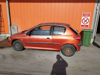 PEUGEOT	206	2000-thumb-2