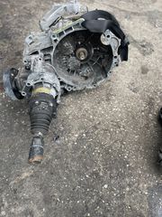 ΠΩΛΕΙΤΑΙ ΣΑΣΜΑΝ 4χ4 ΧΕΙΡΟΚΙΝΗΤΟ AUDI A4 2.0 TDI BMN