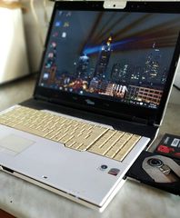  Fujitsu Pi3625 Διπύρινο Laptop με ΜΕΓΑΛΗ ΟΘΟΝΗ 17” ΙΝΤΣΕΣ Windows10 4GB / 250GB ΑΨΟΓΟ