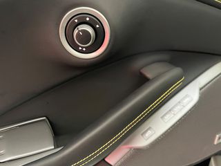Ferrari Portofino 2019 3.9Τ V8  DCT-thumb-6