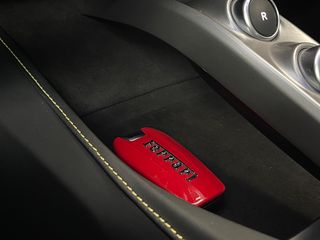 Ferrari Portofino 2019 3.9Τ V8  DCT-thumb-15