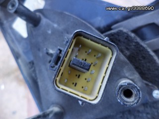 KAΘΡΕΠΤΗΣ LAND ROVER-thumb-1