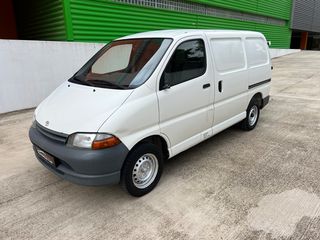 Toyota Hiace '02 ΜΕ 2 ΠΟΡΤΕΣ ΠΛΑΙΝΕΣ A/C