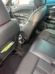 Alfa Romeo Giulietta 2012-thumb-12