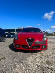Alfa Romeo Giulietta 2012-thumb-13