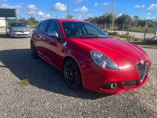 Alfa Romeo Giulietta 2012-thumb-16
