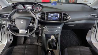 Peugeot 308 2016-thumb-9