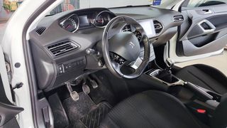 Peugeot 308 2016-thumb-8