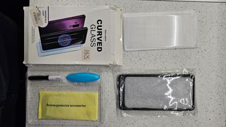 Samsung S10 Plus case & protective screen