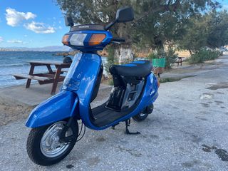 Honda LEAD 1987 Honda Lead NH 50cc-thumb-1