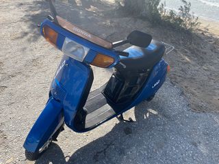 Honda LEAD 1987 Honda Lead NH 50cc-thumb-6