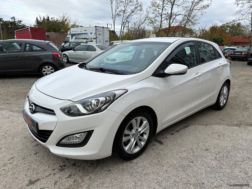 Hyundai i 30 2013 Hyundai i30CRDi Tecno 6-τάχυτο