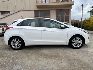 Hyundai i 30 2013 Hyundai i30CRDi Tecno 6-τάχυτο-thumb-3