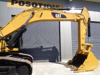 Εκσκαφέας Με Ερπύστριες CAT 2017 352F-thumb-19