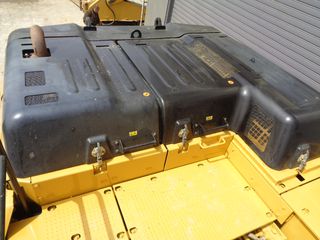 Εκσκαφέας Με Ερπύστριες CAT 2017 352F-thumb-23