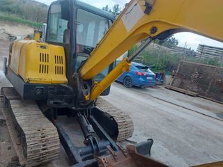 Εκσκαφέας Με Ερπύστριες CAT 2013 HYUNDAI R60-7  6τονo-thumb-2