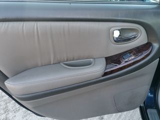 Nissan Maxima 2000-thumb-10
