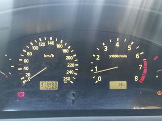 Nissan Maxima 2000-thumb-17