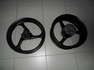 Honda CBR 1000RR 2003/2010 Ζάντες εμπρός και πίσω σε αρίστη κατάσταση!!! 