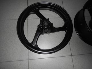 Honda CBR 1000RR 2003/2010 Ζάντες εμπρός και πίσω σε αρίστη κατάσταση!!! -thumb-1