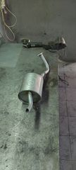 Toyota Yaris-thumb-1