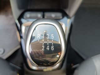 Opel Corsa 2020  1.5 Diesel Ultimate-thumb-20