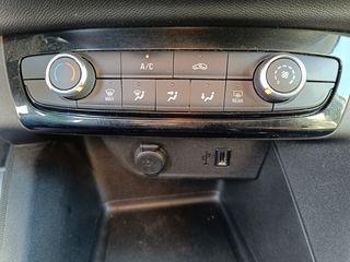 Opel Corsa 2020  1.5 Diesel Ultimate-thumb-19
