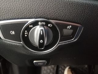 Mercedes-Benz E 220 2020 d Avantgarde 9G-TRONIC-thumb-15
