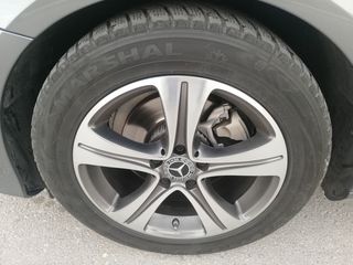 Mercedes-Benz E 220 2020 d Avantgarde 9G-TRONIC-thumb-32