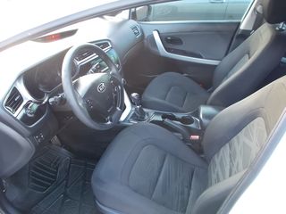 Kia Ceed / cee'd 2018 1.4 CRDI LX INSTYLE-thumb-8
